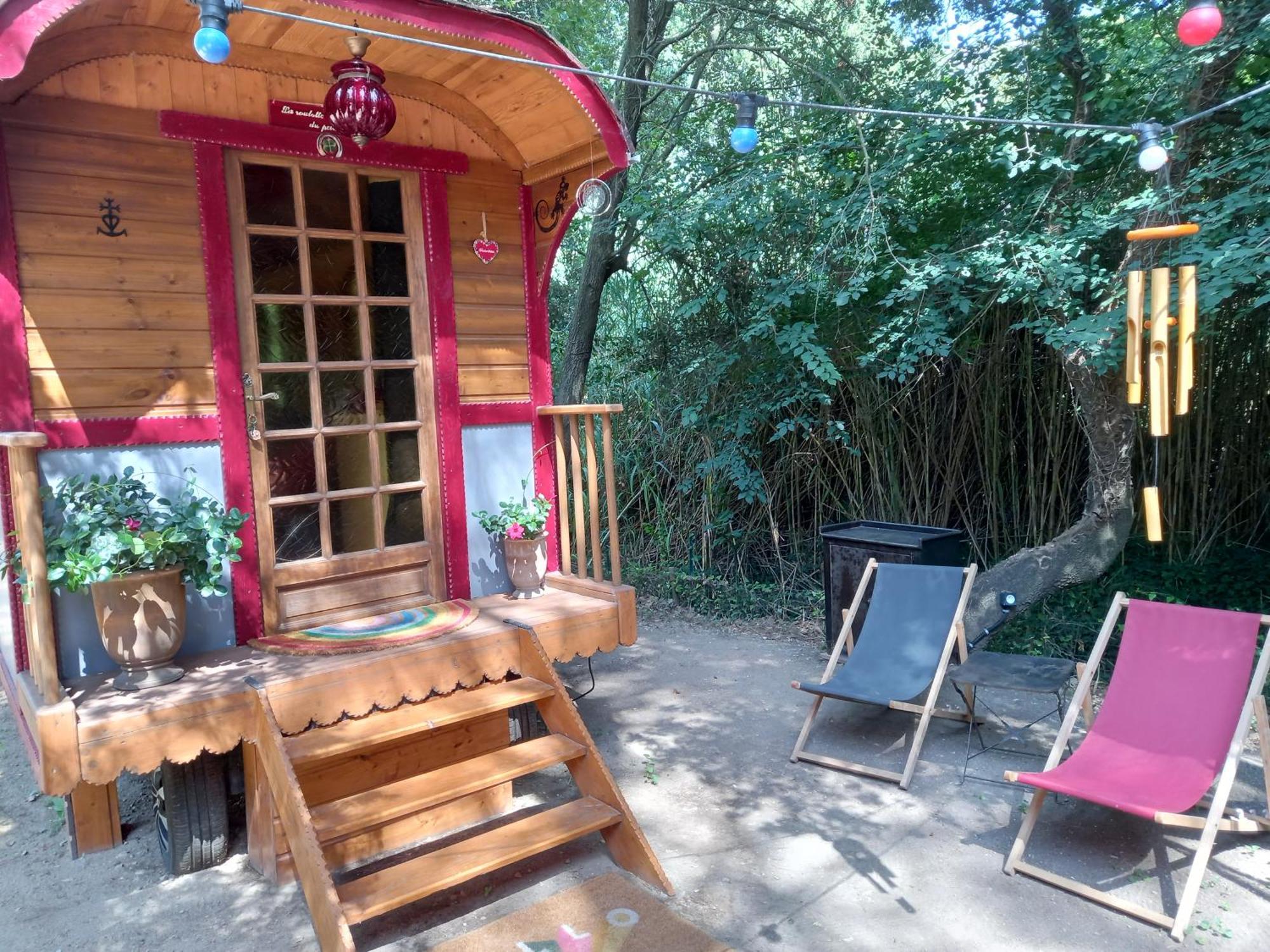 La Roulotte Du Petit Paradis Saint-Remy-de-Provence Ngoại thất bức ảnh