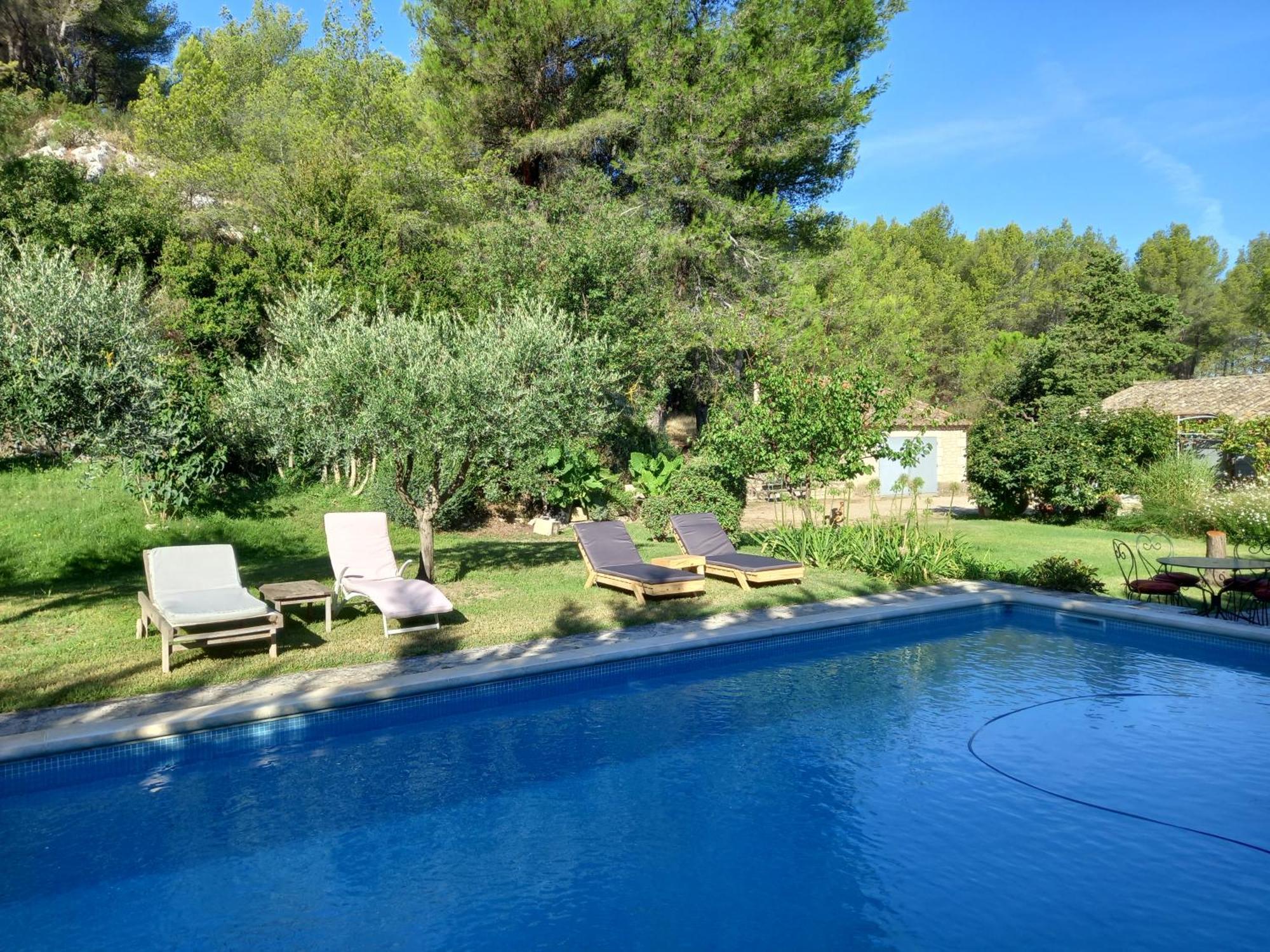 La Roulotte Du Petit Paradis Saint-Remy-de-Provence Ngoại thất bức ảnh