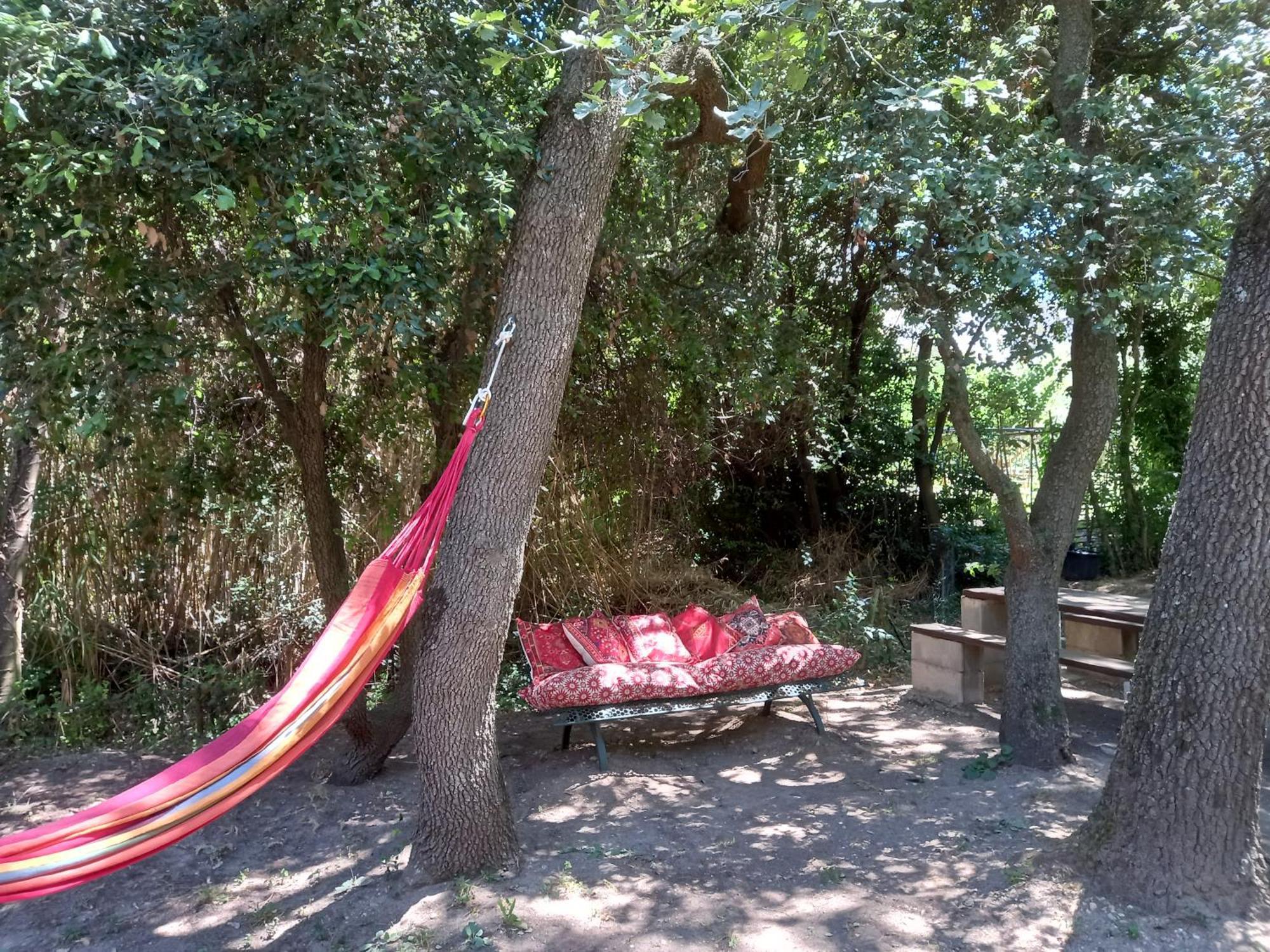 La Roulotte Du Petit Paradis Saint-Remy-de-Provence Ngoại thất bức ảnh