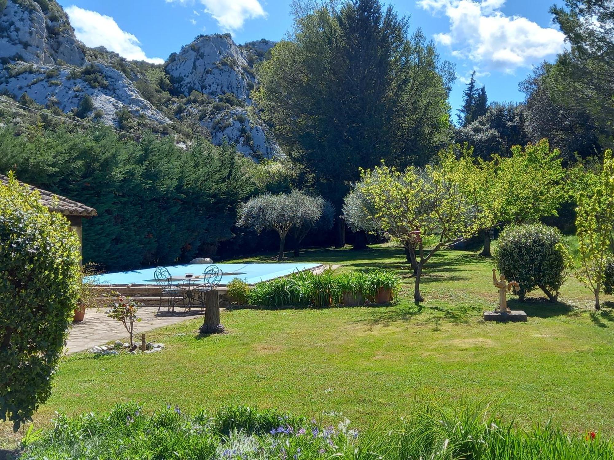 La Roulotte Du Petit Paradis Saint-Remy-de-Provence Ngoại thất bức ảnh