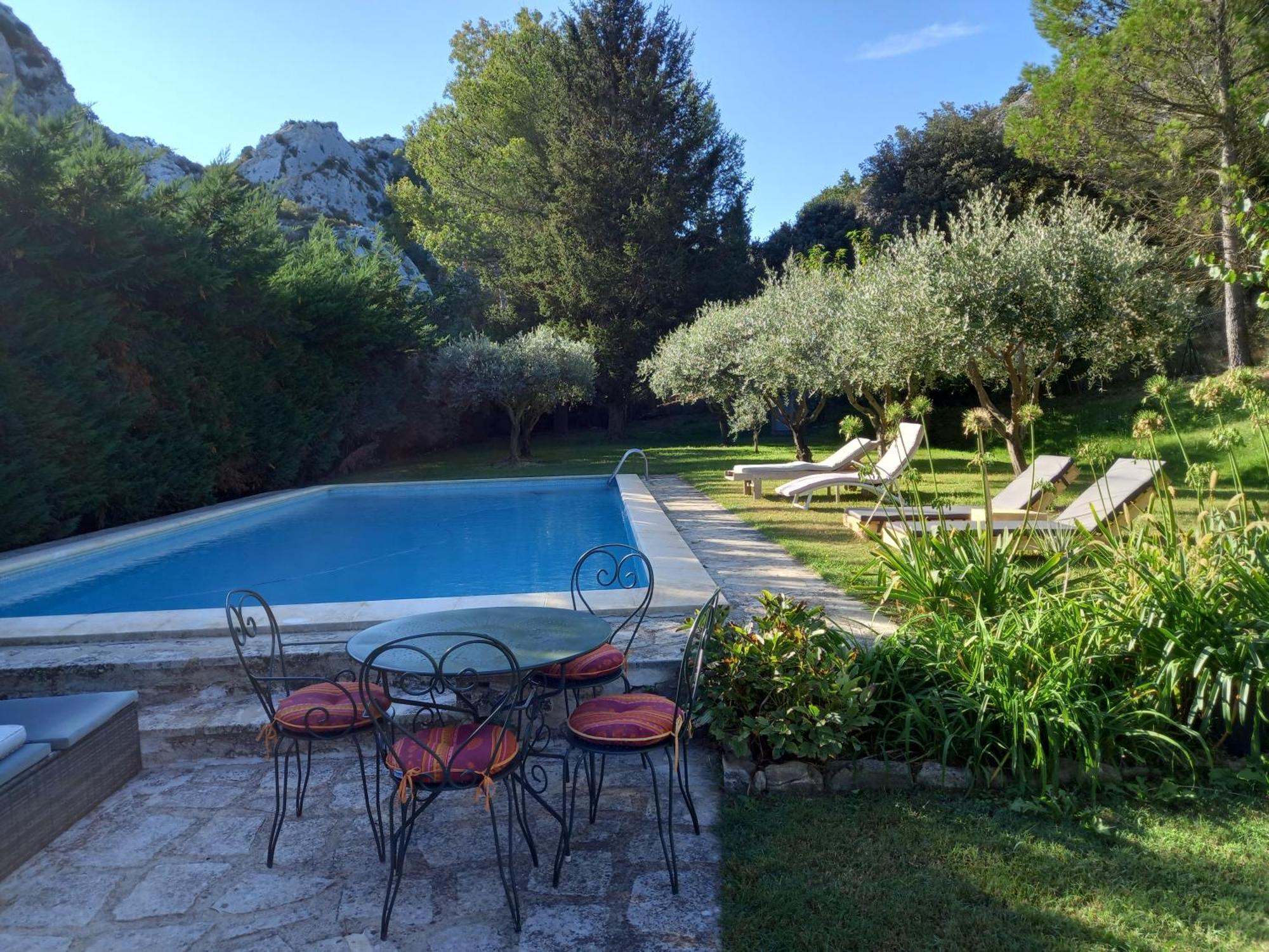 La Roulotte Du Petit Paradis Saint-Remy-de-Provence Ngoại thất bức ảnh