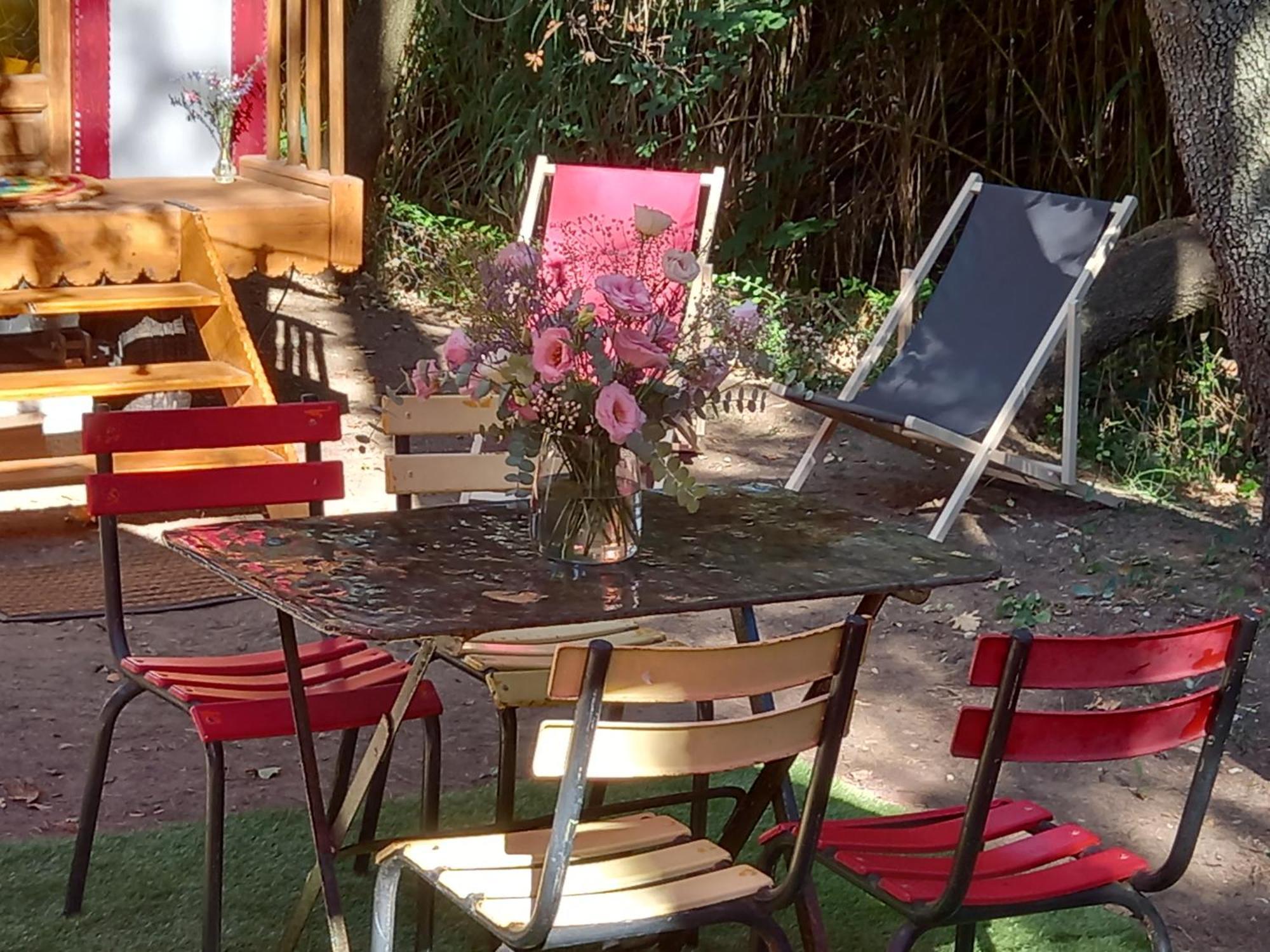 La Roulotte Du Petit Paradis Saint-Remy-de-Provence Ngoại thất bức ảnh